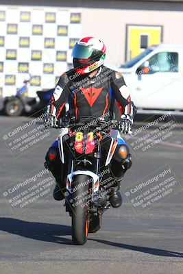 media/Mar-13-2022-SoCal Trackdays (Sun) [[112cf61d7e]]/Around the Pits/